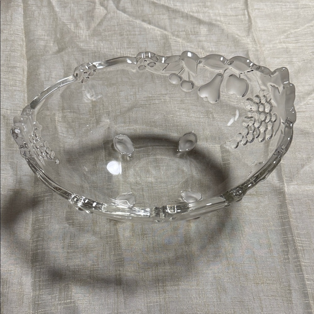 Elegant Clear Glass Decorative Bowl